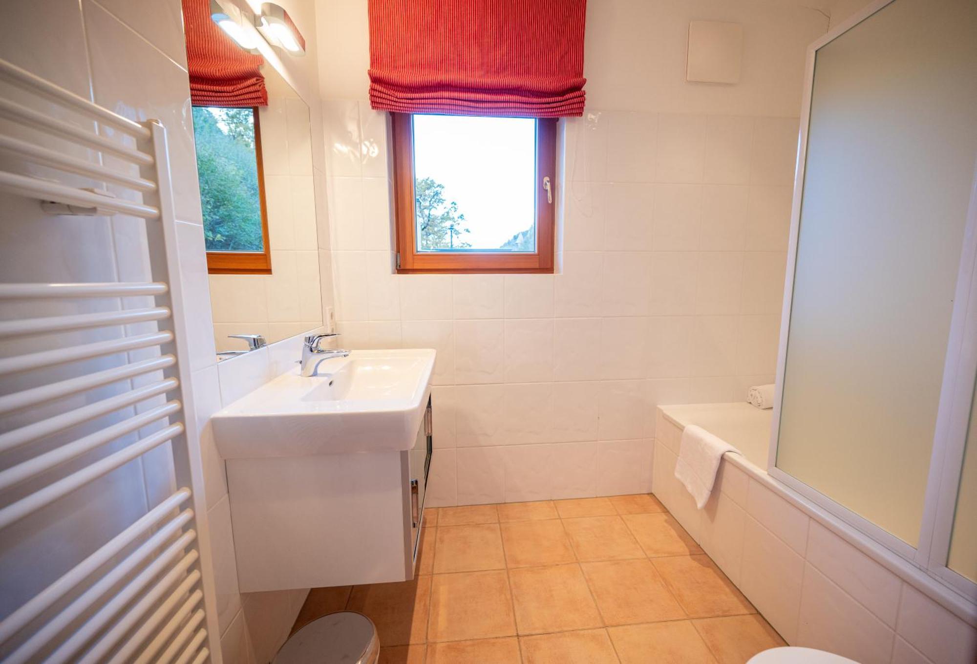 Finest Lakeside Villa Zell Am See By All In One Apartments Erlberg Екстериор снимка